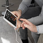 Wolfgang Skischally berichtet, wie Elektrosmog unser Wohlbefinden beeinflussen kann